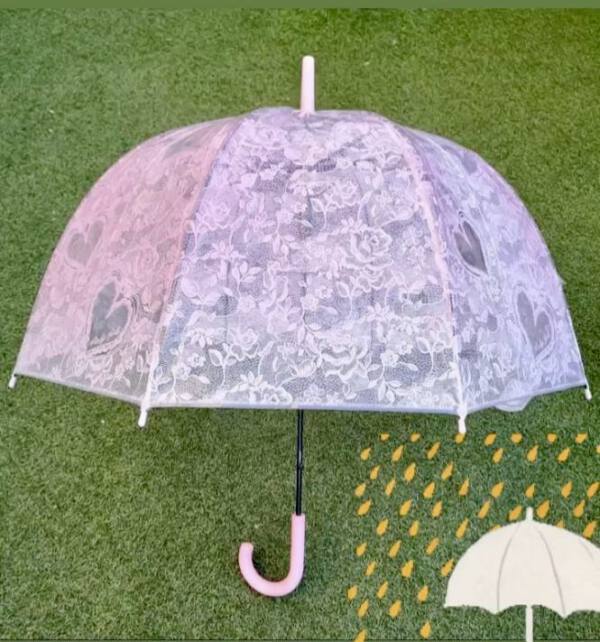 Paraguas transparente con encaje